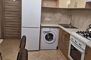 квартира за адресою Замостянська, 43