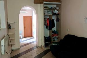 комерційна за адресою Козача вул., 47