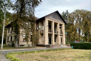 комерційна за адресою Броварська вул., 19-А