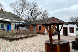 будинок за адресою Молодіжна