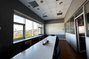 комерційна за адресою Сім'ї Прахових вул. (Гайдара), 58