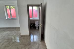 комерційна за адресою Винниченка вул., 43