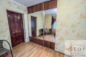 будинок за адресою Врожайна, 1