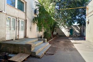 комерційна за адресою Картомышевская, 9