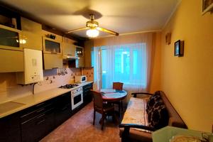 квартира за адресою Захисників Маріуполя вул. (Костромська), 9