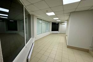 комерційна за адресою Сім'ї Глодан вул., 41