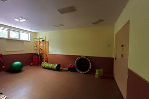 комерційна за адресою Козача вул., 47