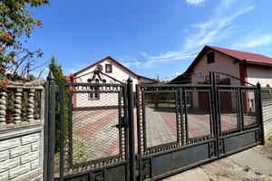 дом по адресу Озерна