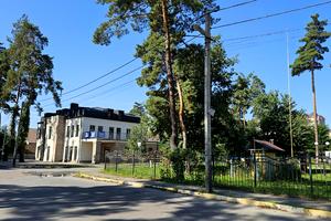 комерційна за адресою Мрії вул., 15