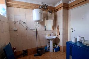 коммерческая по адресу Кардинала Любомира Гузара ул., 32