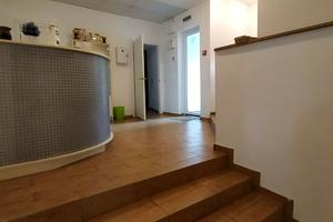комерційна за адресою Роксоляни вул., 61