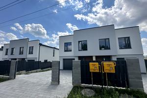 будинок за адресою Володимира Великого вул.