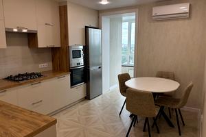 квартира по адресу Домбровського ул., 3в