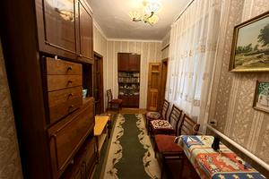 будинок за адресою Захисників Неба вул. (Тімірязєва), 11