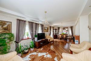 дом по адресу 203-тя Садова ул.