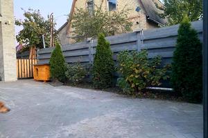 будинок за адресою Індустріальна