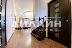 будинок за адресою Виноградная, 777