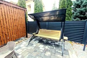 будинок за адресою Стежки вул.