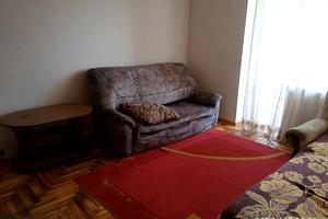 квартира по адресу Комарова , 8