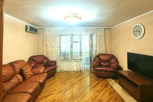 квартира за адресою Євгена Чикаленка вул., 66