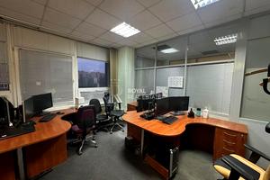 коммерческая по адресу Кудрявский спуск, 7