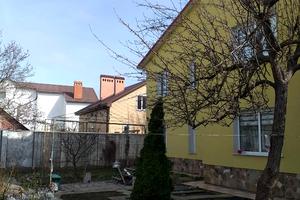 будинок за адресою Юхима Геллера вул. (Жовтневої Революції)