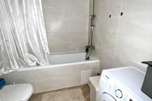 квартира за адресою Михайла Лушпи просп., 5