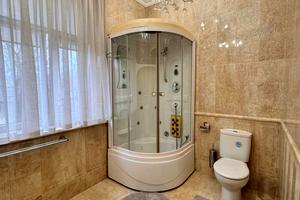 будинок за адресою Горіхова вул., 17
