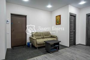 комерційна за адресою Любомира Гузара просп. (Космонавта Комарова), 11