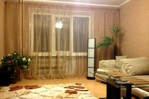 квартира за адресою Дзержинського пл., 4