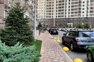 квартира за адресою Академіка Сахарова, 3д