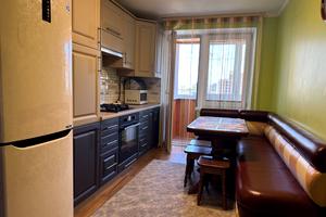 квартира за адресою Гайдамацька вул. (Марфи Струтинської), 13-Б