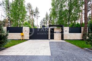 будинок за адресою Плютовська вул., 1