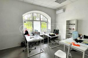 комерційна за адресою Петра Григоренка просп., 26-А