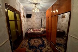 будинок за адресою Захисників Неба вул. (Тімірязєва), 11