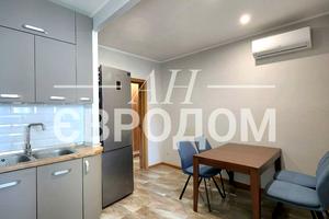 квартира за адресою Героїв Харкова просп. (Московський), 272г