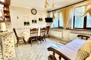 будинок за адресою Руслана Слободянюка вул. (Валентини Терешкової), 1