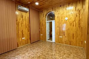 комерційна за адресою Остафія Дашковича вул., 45