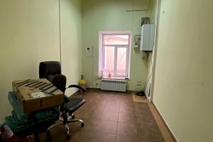 комерційна за адресою Італійська вул. (Пушкінська), 38