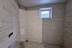 комерційна за адресою Матейки вул., 55