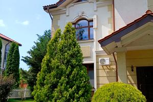 будинок за адресою Уютная