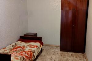квартира за адресою Семафорна вул., 42