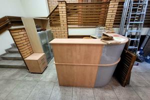 комерційна за адресою Микільсько-Слобідська вул., 2-Б