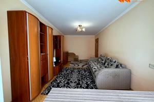 квартира за адресою Гната Хоткевича вул., 68