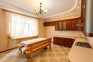 будинок за адресою Винахідників, 6Б