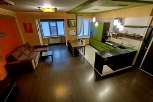 квартира за адресою Нескорених вул., 32б