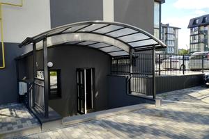 коммерческая по адресу Лесі Українки, 6