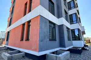 комерційна за адресою Миколи Гулака вул., 2-А