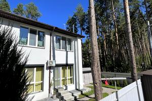 будинок за адресою Лісова