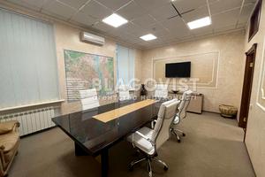 комерційна за адресою Панаса Мирного вул., 1